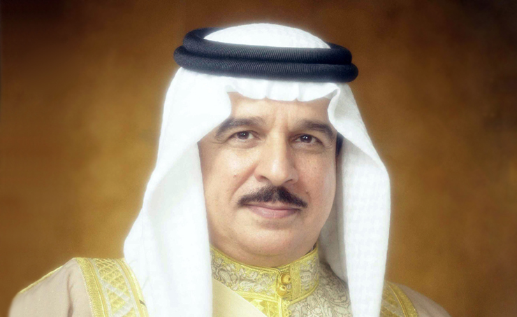 BahrainNOW.net |جلالة الملك المفدى يستقبل قاضيين في محكمة التمييز لأداء اليمين القانونية